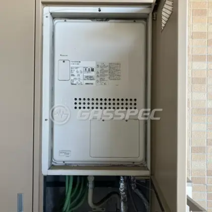 施工前の暖房熱源機（GTH-2417AWX3H-H）