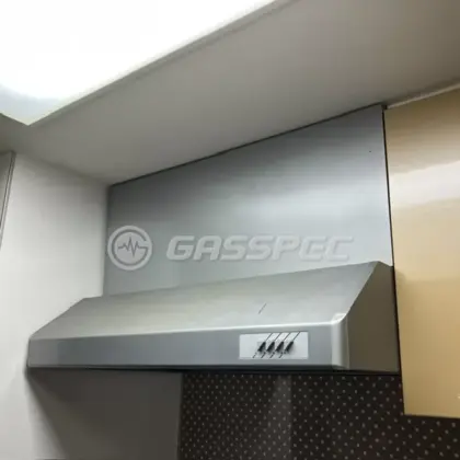施工前のレンジフード