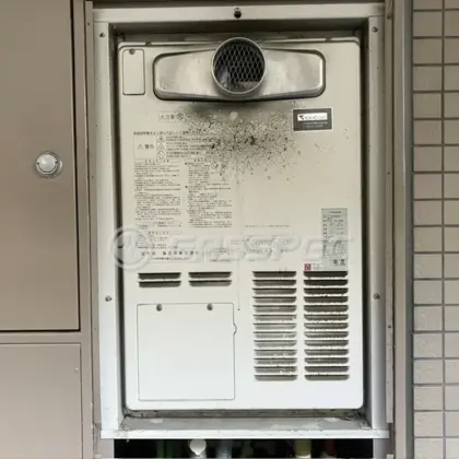 施工前の暖房熱源機（AT-4299ARSAW3Q-C）