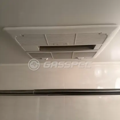施工前の浴室乾燥機（FD3510F1M）
