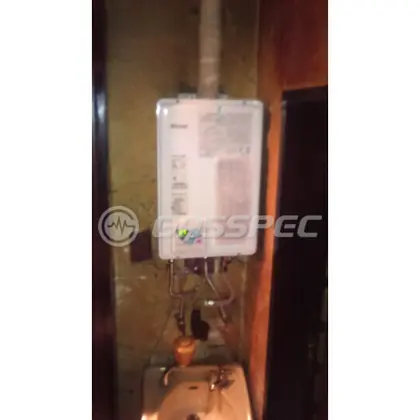 施工後の給湯器（リンナイ RUXC-V1015SWF）