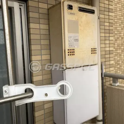 施工前の給湯器（GT-2422SAWX）