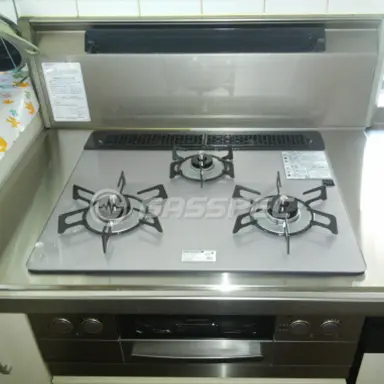 施工後のビルトインガスコンロ（リンナイ RHS31W17G24R-STW）