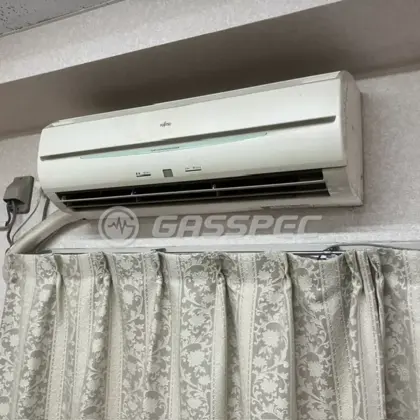 施工前のエアコン（AS40PPEA）