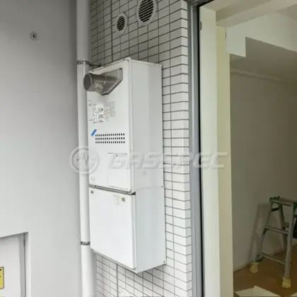 施工前の暖房熱源機（GTH-2434AWX3H-T）