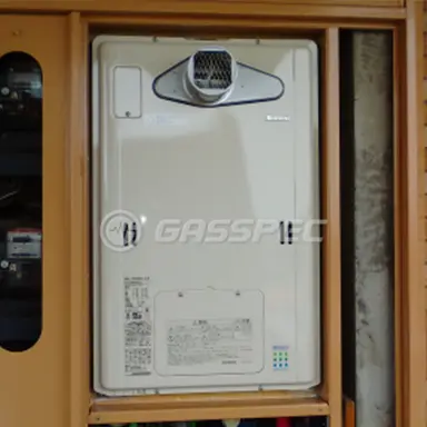 施工後の暖房熱源機（リンナイ RUFH-TE2403AT2-3(A)）