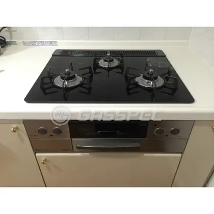 施工後のビルトインガスコンロ（リンナイ RHS31W17G11R-STW）