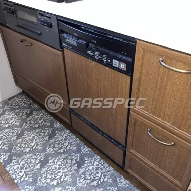 交換前のビルトイン食洗機（パナソニック NP-P45FD1P）