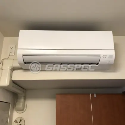 施工後のエアコン（三菱 MSZ-GV2220W）