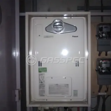 施工後の暖房熱源機（リンナイ RUFH-TE2403SAT2-3(A)）