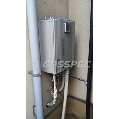 施工後の給湯器（パーパス GX-H2400AW）