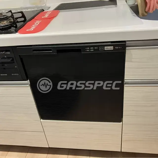 交換前のビルトイン食洗機（パナソニック NP-45RS5KCT）