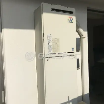 施工前の給湯器（RUF-A2400SAW）