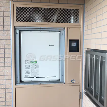 施工後の給湯器（リンナイ RUF-A2405SAU(B)）