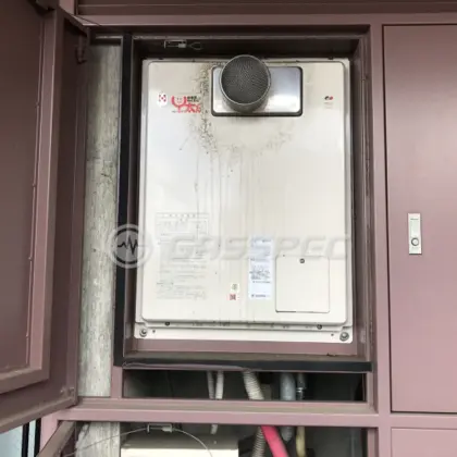 施工前の給湯器（YM2436RTA）