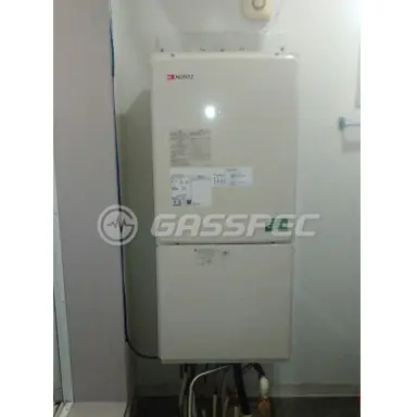 施工後の給湯器（ノーリツ GT-1634SAWS-FFB BL）