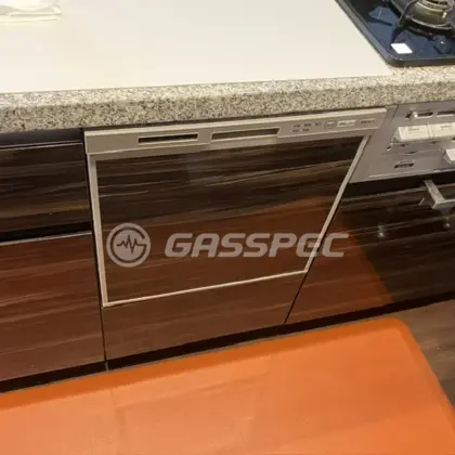 施工前のビルトイン食洗機（NP-45RS5）