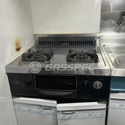 施工前のビルトインガスコンロ（GC60-2HAR）