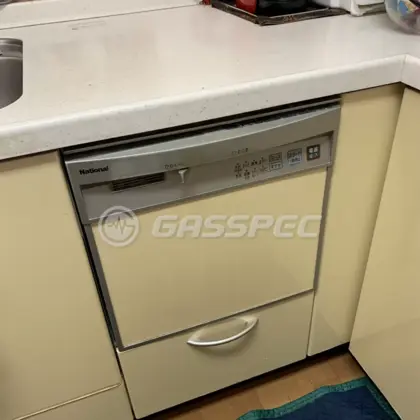 施工前のビルトイン食洗機（NP-P45XTS1）