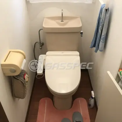 施工後の便座（TOTO TCF2222E#SC1）