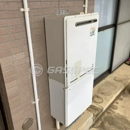 施工前の給湯器（RUF-A1610SAW(A)）