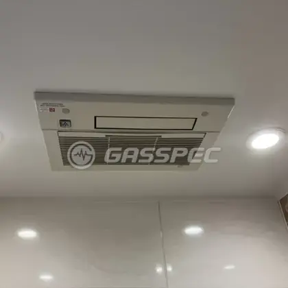 施工前の浴室乾燥機（RBH-C333K3SNP）