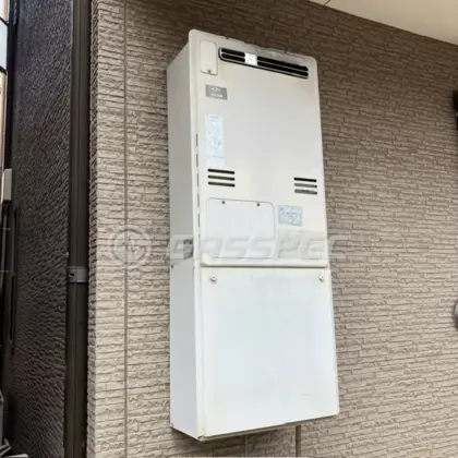 施工前の暖房熱源機（RUFH-V2403SAW2-1）