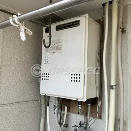 施工前の給湯器（GT-1612SAWX）