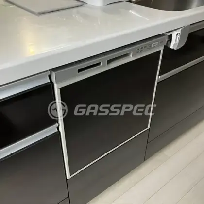 施工前のビルトイン食洗機（NP-45RS5）