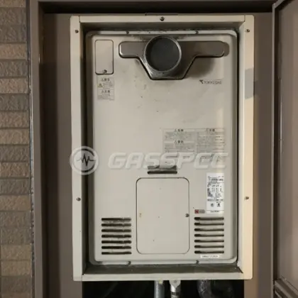 施工前の暖房熱源機（RUFH-2405AT2-3）