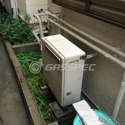 施工前の給湯器（RFS-V2006A）