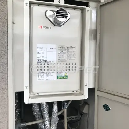 施工後の給湯器（ノーリツ GQ-1627AWX-T-DX BL）