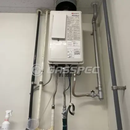 施工前の給湯器（GQ-C2422WZD-FH）