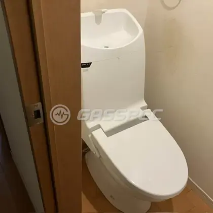施工前の便座（CH712AWS）