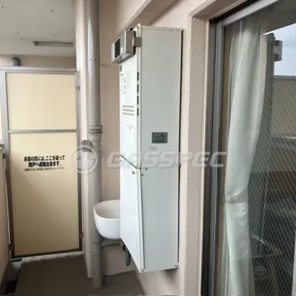 施工前の暖房熱源機（GTH-2434AWX6H）