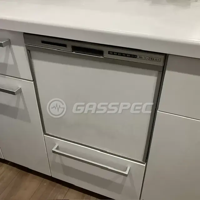 交換前のビルトイン食洗機（パナソニック NP45RS6STT）