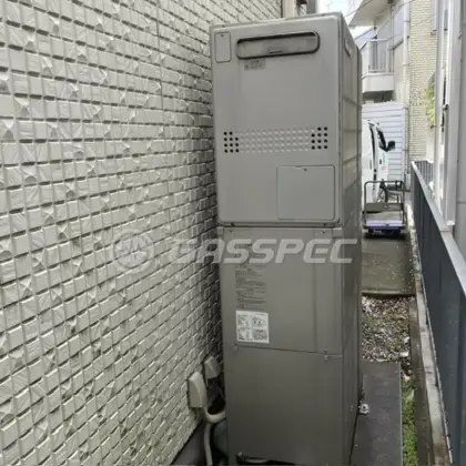 施工前の暖房熱源機（SF-GTHC2403A）