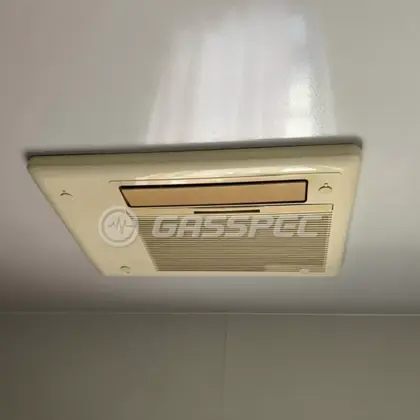 施工前の浴室乾燥機（BDV-3300UKNSC）