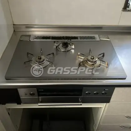 施工前のビルトインガスコンロ（RHS71W10G7R）