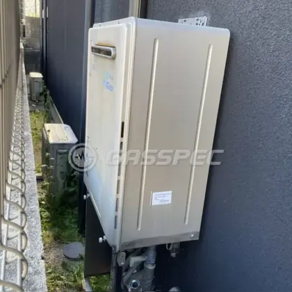 施工前の給湯器（RVD-E2400SAW2-1）