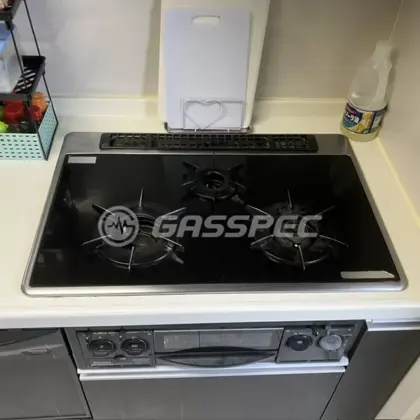 施工前のビルトインガスコンロ（RBG-N71A7GS5M）