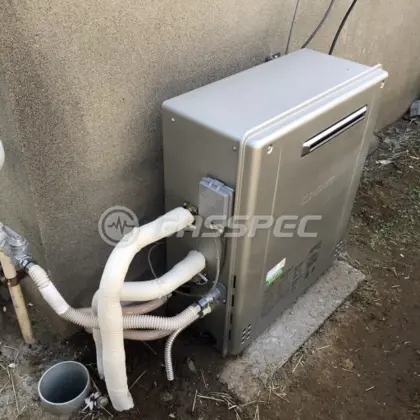 施工後の給湯器（ノーリツ GT-C2062SARX BL）