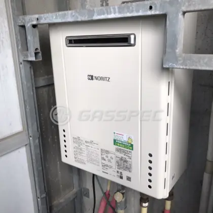 施工後の給湯器（ノーリツ GT-2460AWX-1 BL）