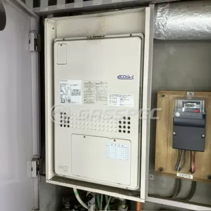 施工前の暖房熱源機（GTH-CP2447AW3H-H-3）