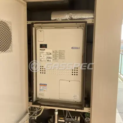 施工前の暖房熱源機（GTH-C2440SAWX6H-H）