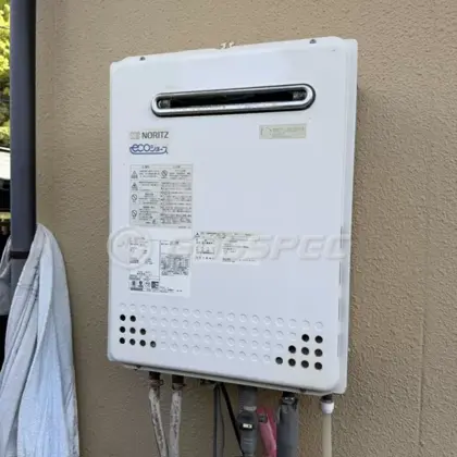 施工前の給湯器（GT-C2052SAWX）