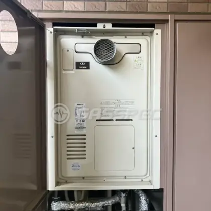 施工前の暖房熱源機（RUFH-V2400SAT2-1）