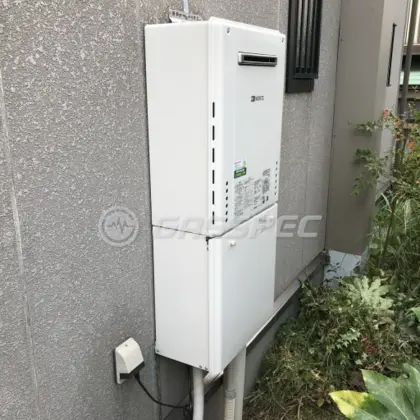 施工後の給湯器（ノーリツ GT-2460AWX-1 BL）