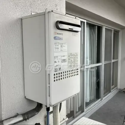 施工前の給湯器（GQ-C2032WX）