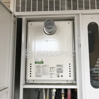 施工後の給湯器（ノーリツ GT-2460SAWX-T-1 BL）
